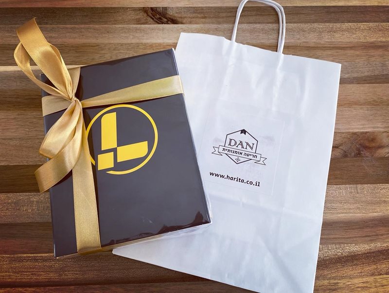 עטיפה לדרמן.