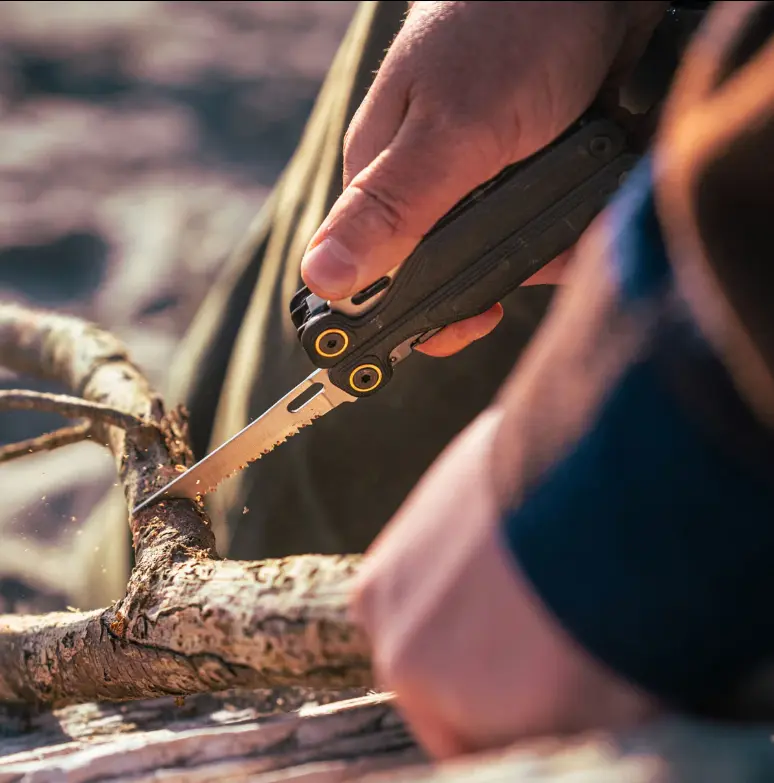 אולר רב תכליתי לדרמן WAVE ALPHA – שחור עם חריטה אישית