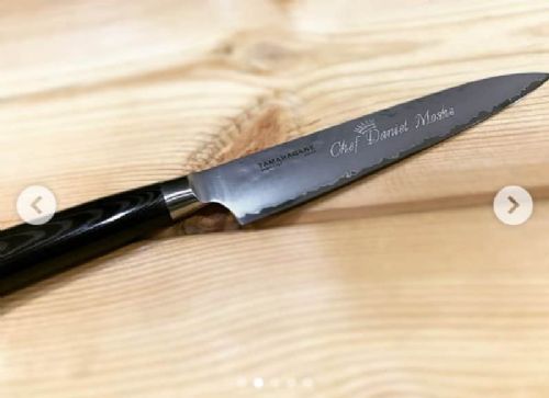 חריטה על סכין